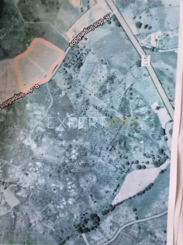 Terreno com acesso pela EN 17 Gouveia-Seia