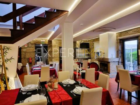 Casa em Granito com grande potencial