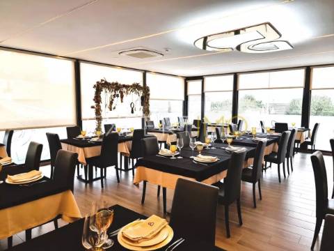 Casa em Granito com grande potencial