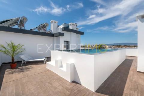 Apartamento T2 NOVO com garagem, arrecadação e piscina