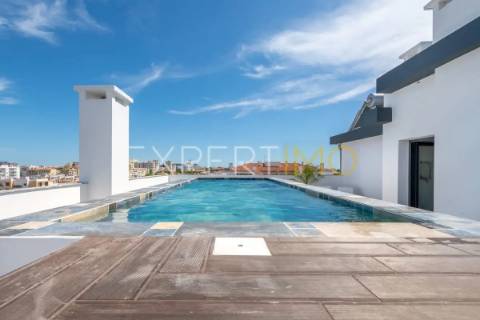 Apartamento T2 NOVO com garagem, arrecadação e piscina