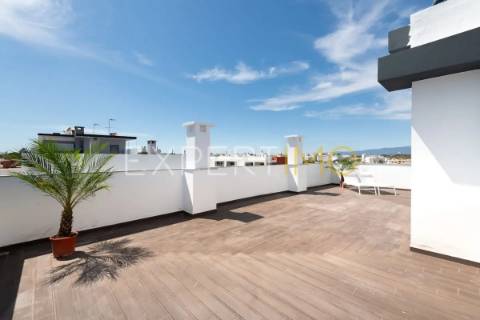 Apartamento T2 NOVO com garagem, arrecadação e piscina