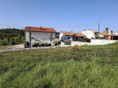 Terreno construção em Sangalhos com 2600 m2