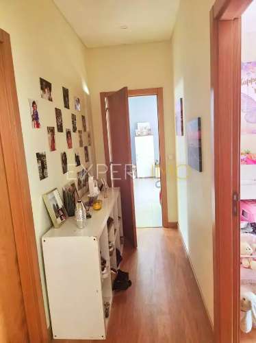 Apartamento T3, com 3 lugares de parqueamento a 10 minutos Lisboa