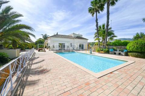 Quinta charmosa com vistas panorâmicas serra e mar