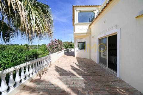 Quinta charmosa com vistas panorâmicas serra e mar