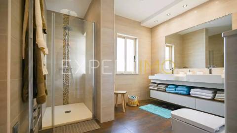 Quinta charmosa com vistas panorâmicas serra e mar