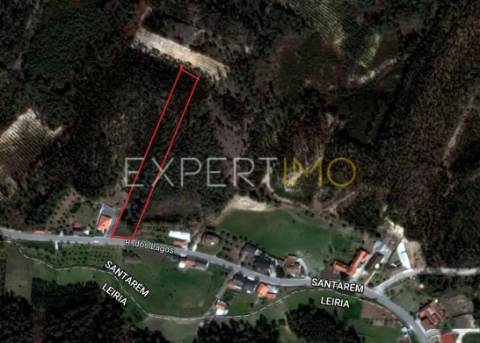 Terreno com índice construtivo em Gondemaria (Ourém)