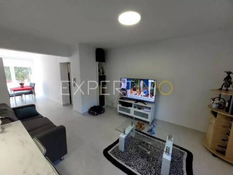 Apartamento Renovado perto do LIDL