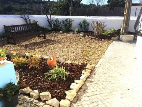 Casa tradicional com piscinas e vistas fantásticas