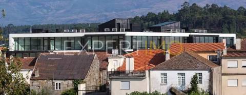 Apartamento T3 R, novo, muito bem localizado em pacata vila do novo Geo Park Mundial Unesco