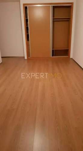 Apartamento T3 T em prédio construção moderna, com elevador, garagem, ar condiconado