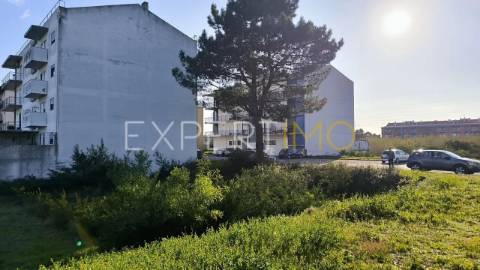 Terreno Lote Construção Marinha Grande 425m2 área nobre