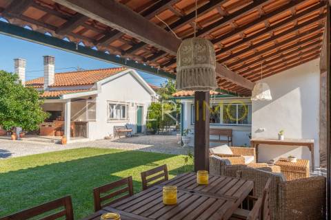 Moradia T5 c/ 500M2 1445m2 terreno, piscina, jardim na Mealhada