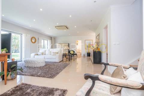 Moradia T5 c/ 500M2 1445m2 terreno, piscina, jardim na Mealhada