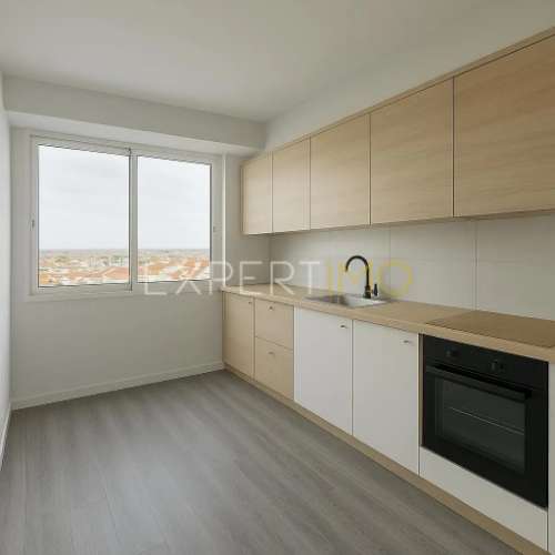 Apartamento T2 Remodelado em Casais da Marmeleira, Carregado