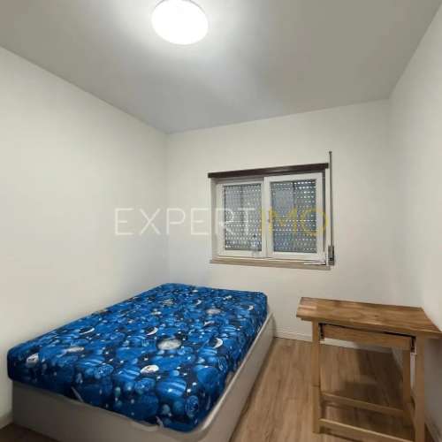 Apartamento T2 Remodelado em Casais da Marmeleira, Carregado