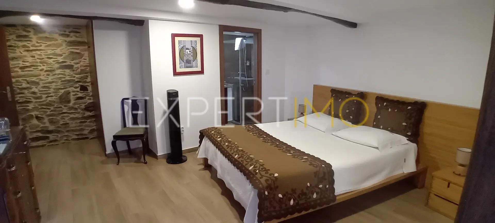 Casa de Aldeia Renovada com Potencial para Turismo de Habitação – Trás-os-Montes
