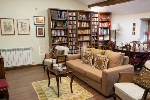 Casa de Aldeia Renovada com Potencial para Turismo de Habitação – Trás-os-Montes