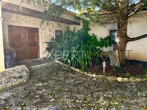 Moradia T4 com Piscina no Centro de Portugal, a 45 km das Praias