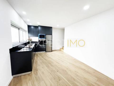 Moradia T2 c/ 2 suítes, totalmente remodelada Murtede, Cantanhede