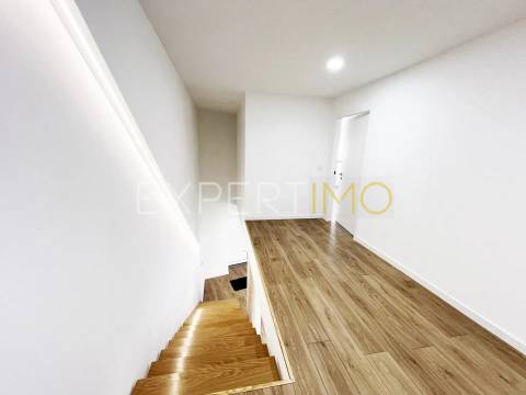 Moradia T2 c/ 2 suítes, totalmente remodelada Murtede, Cantanhede