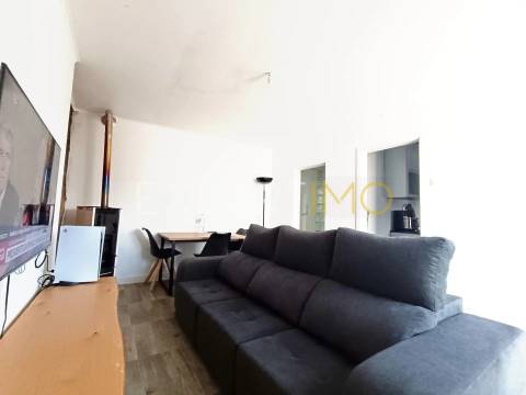 Moradia T3 com logradouro