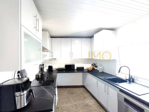 Moradia T3 com logradouro