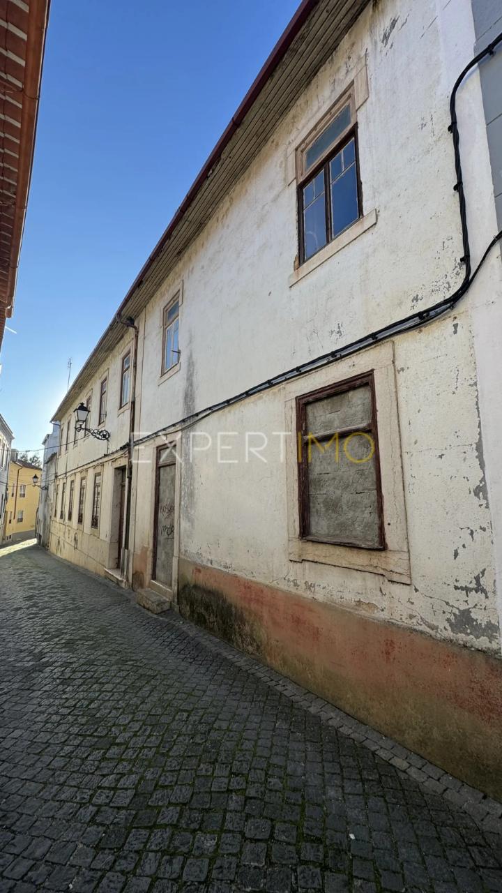 Prédio no centro de Leiria