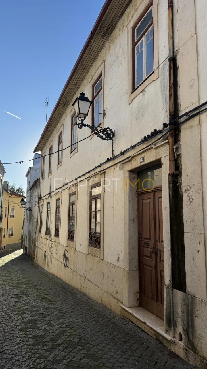 Prédio no centro de Leiria