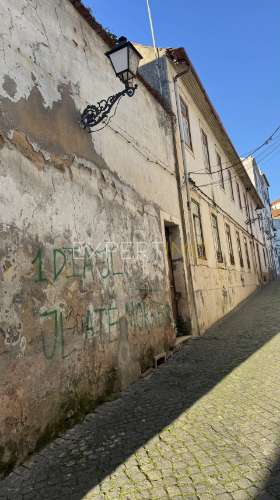 Prédio no centro de Leiria