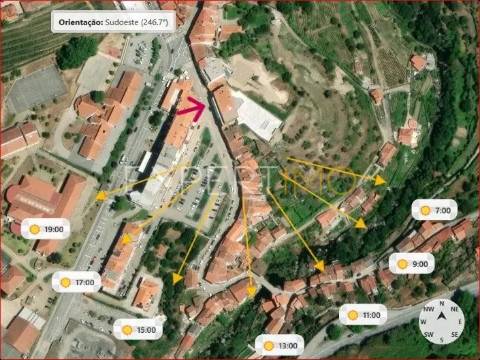 Apartamento T2, Novo, com varanda e garagem dupla