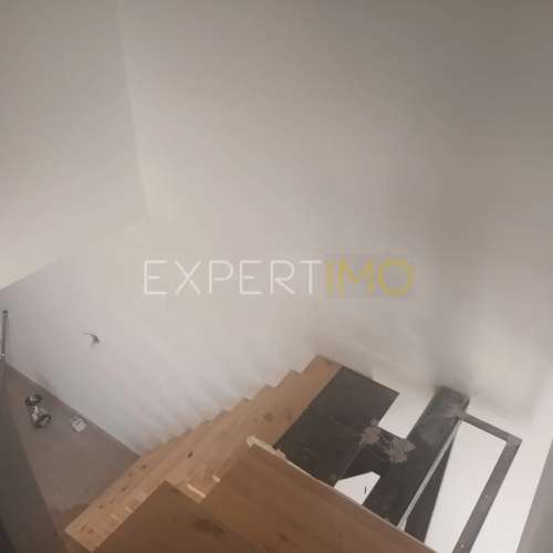 Moradia T2 em Aires ao Pé da Estação de comboios de Pamela