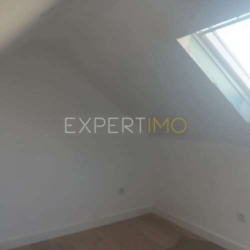 Moradia T2 em Aires ao Pé da Estação de comboios de Pamela