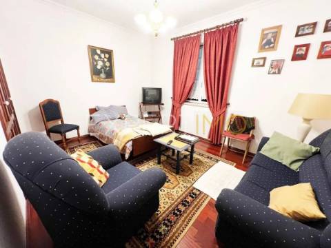 Quinta com moradia T3, anexos, cavalariças em 20000m2 de terreno, São Silvestre, Coimbra