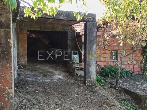 Moradia para renovar Pombal / Distrito de Leiria