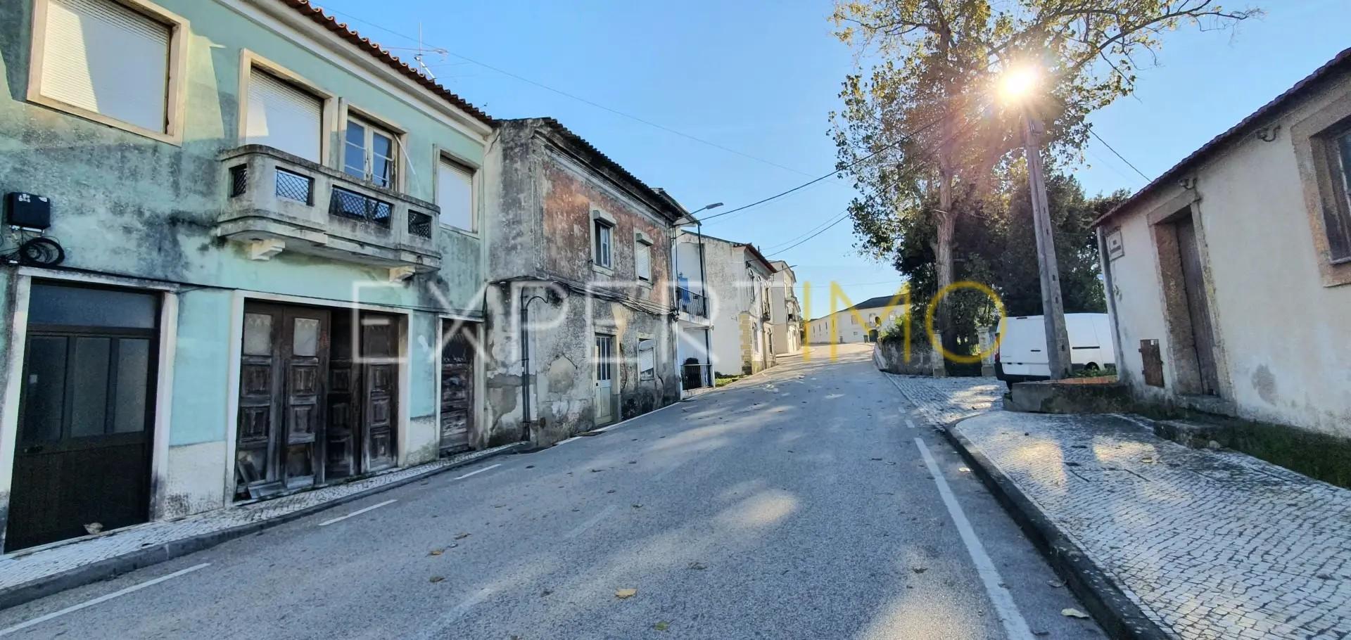 2 Moradias | Reabilitação | Centro Condeixa-a-Nova