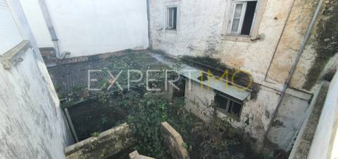 2 Moradias | Reabilitação | Centro Condeixa-a-Nova