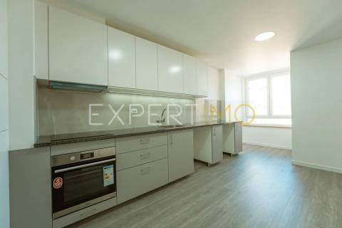 Apartamento T3 Renovado no Centro de Mortágua – 198.000€