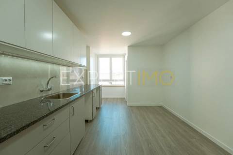 Apartamento T3 Renovado no Centro de Mortágua – 198.000€