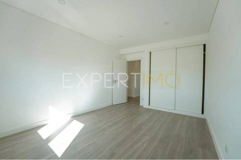 Apartamento T3 Renovado no Centro de Mortágua – 198.000€