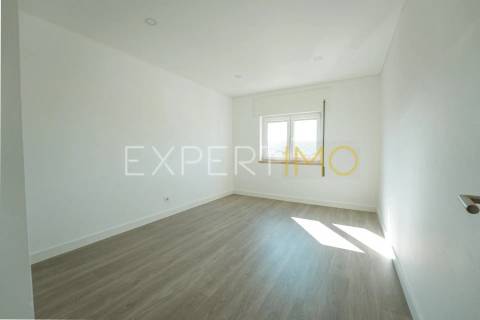 Apartamento T3 Renovado no Centro de Mortágua – 198.000€