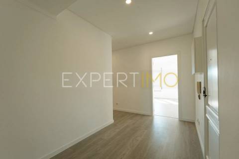 Apartamento T3 Renovado no Centro de Mortágua – 198.000€