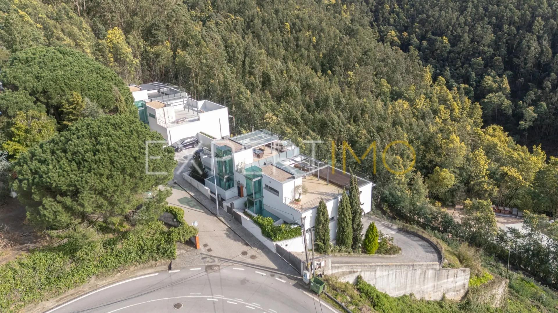 Moradia        , usado