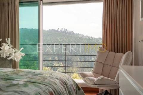 Moradia        , usado