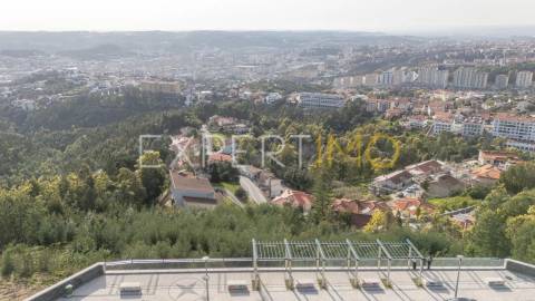 Moradia        , usado