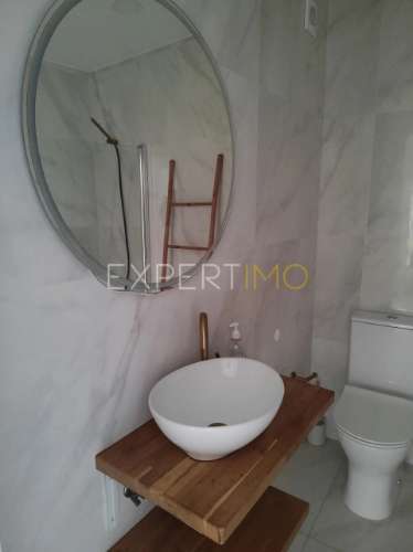 Apartamento T3 Remodelado em Labruge