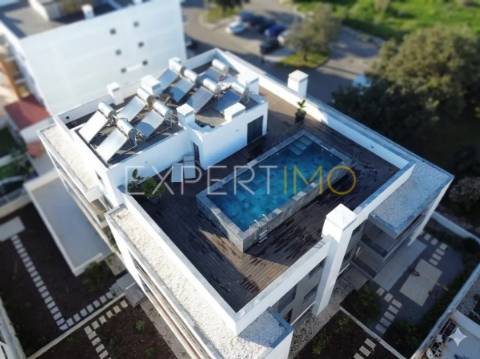 Apartamento T3 NOVO com garagem, arrecadação e piscina