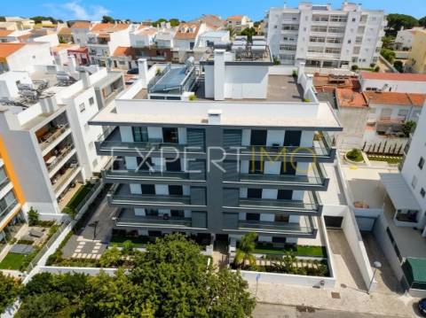 Apartamento T3 NOVO com garagem, arrecadação e piscina