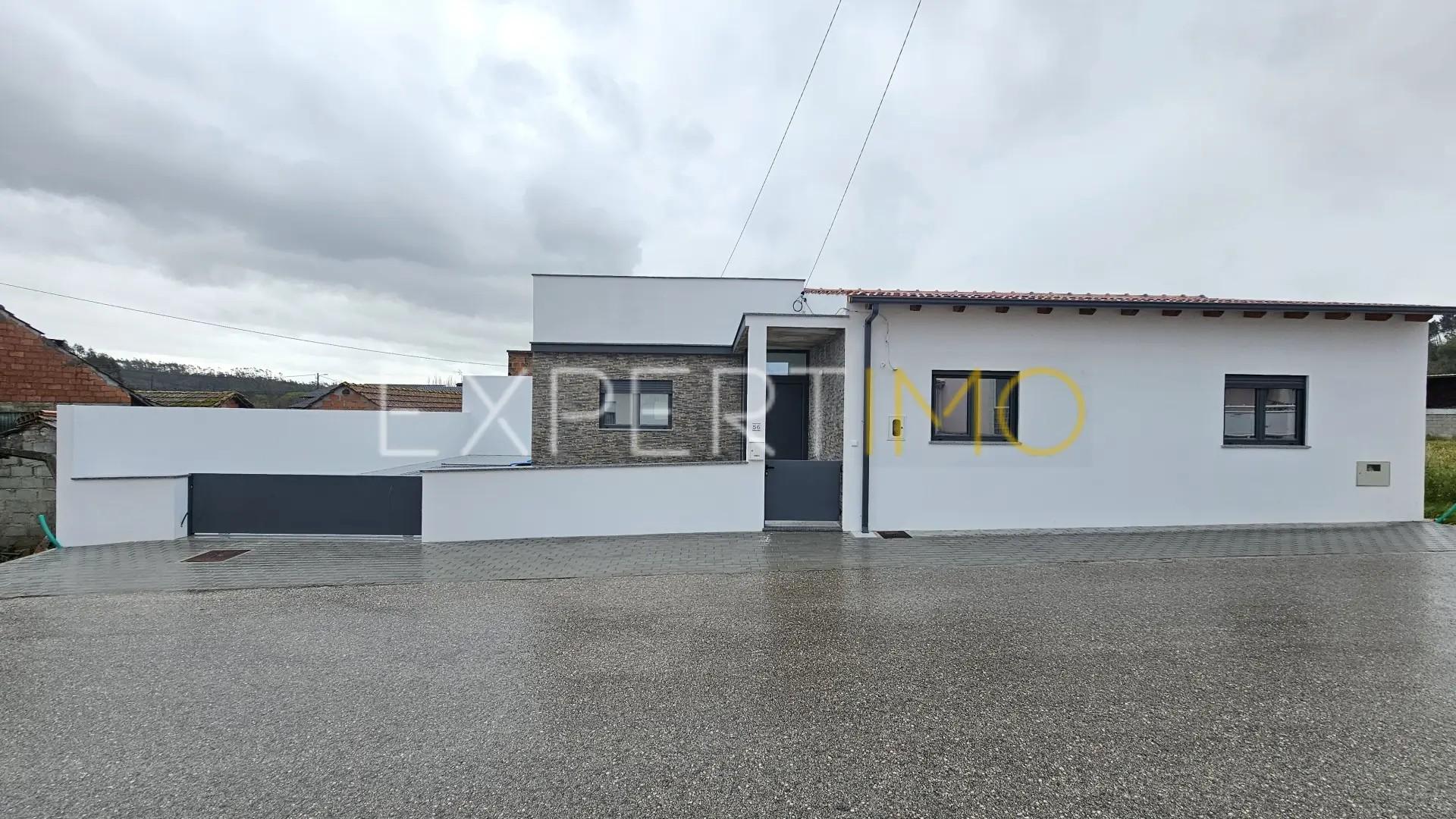 Moradia T3 || Construção Nova || Louriçal || Pombal